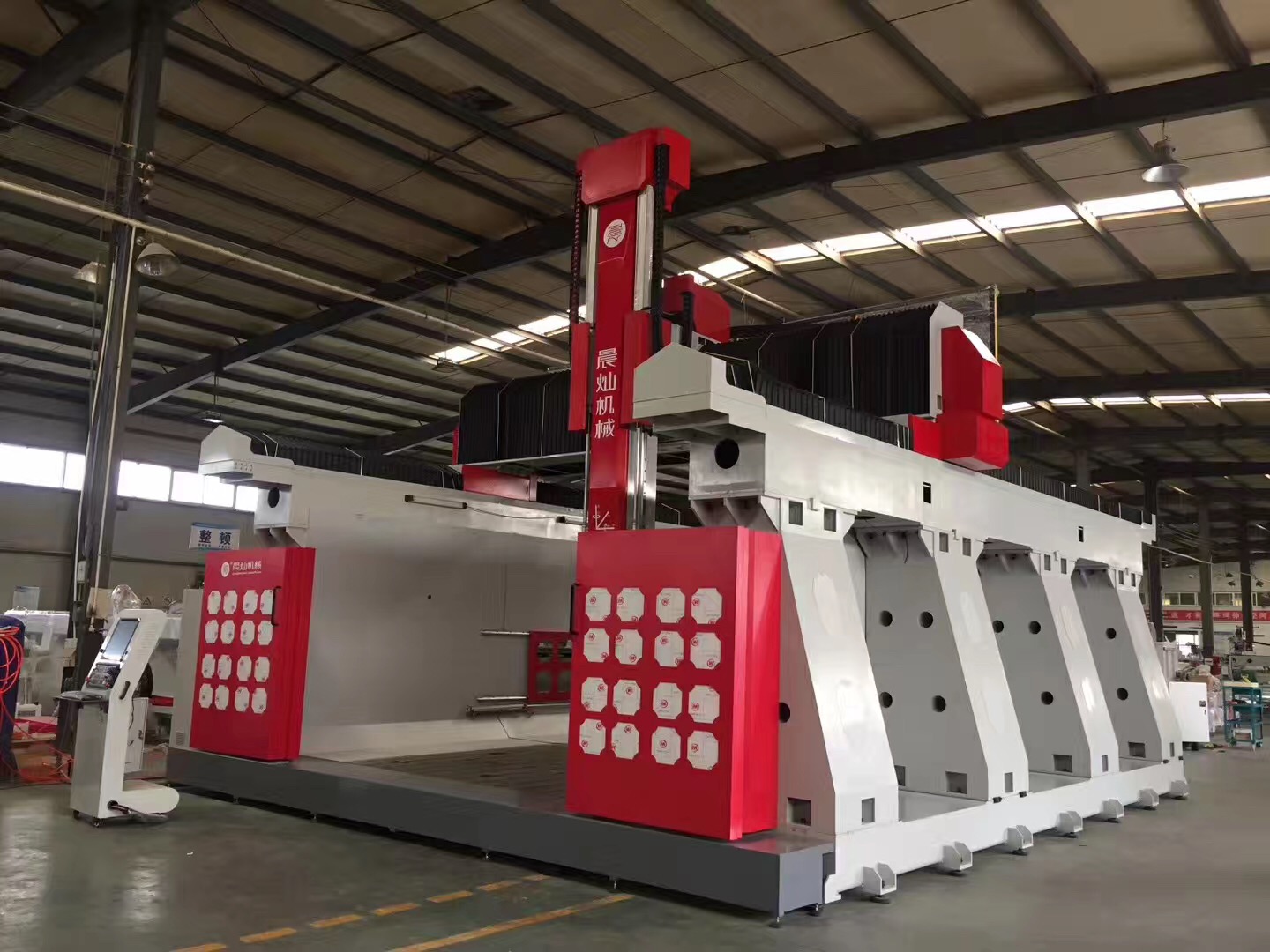 5 axis cnc machining center factory