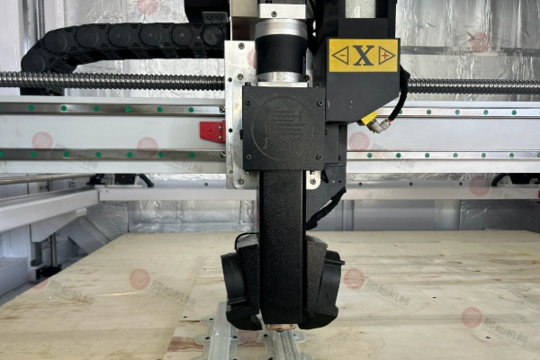 Transforming Digital Art into Physical Sculptures