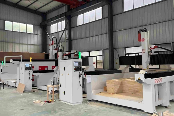 How to Select Industrial CNC Machine Models Based on Precision Requirements