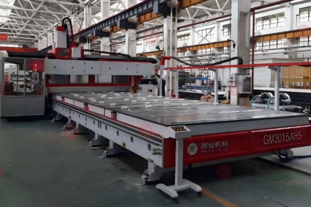 How Should Buyers Choose a CNC System for Composite Tolerance Control