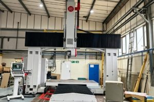 5 Key Advantages of Using a 5 Axis Wood CNC Router for Automotive and Casting Pattern Production